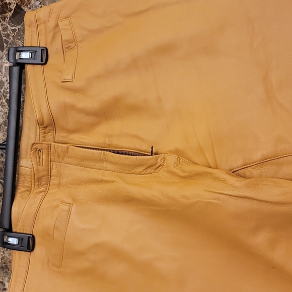 Tan Leather pant and jacket. - Picture 7 of 9